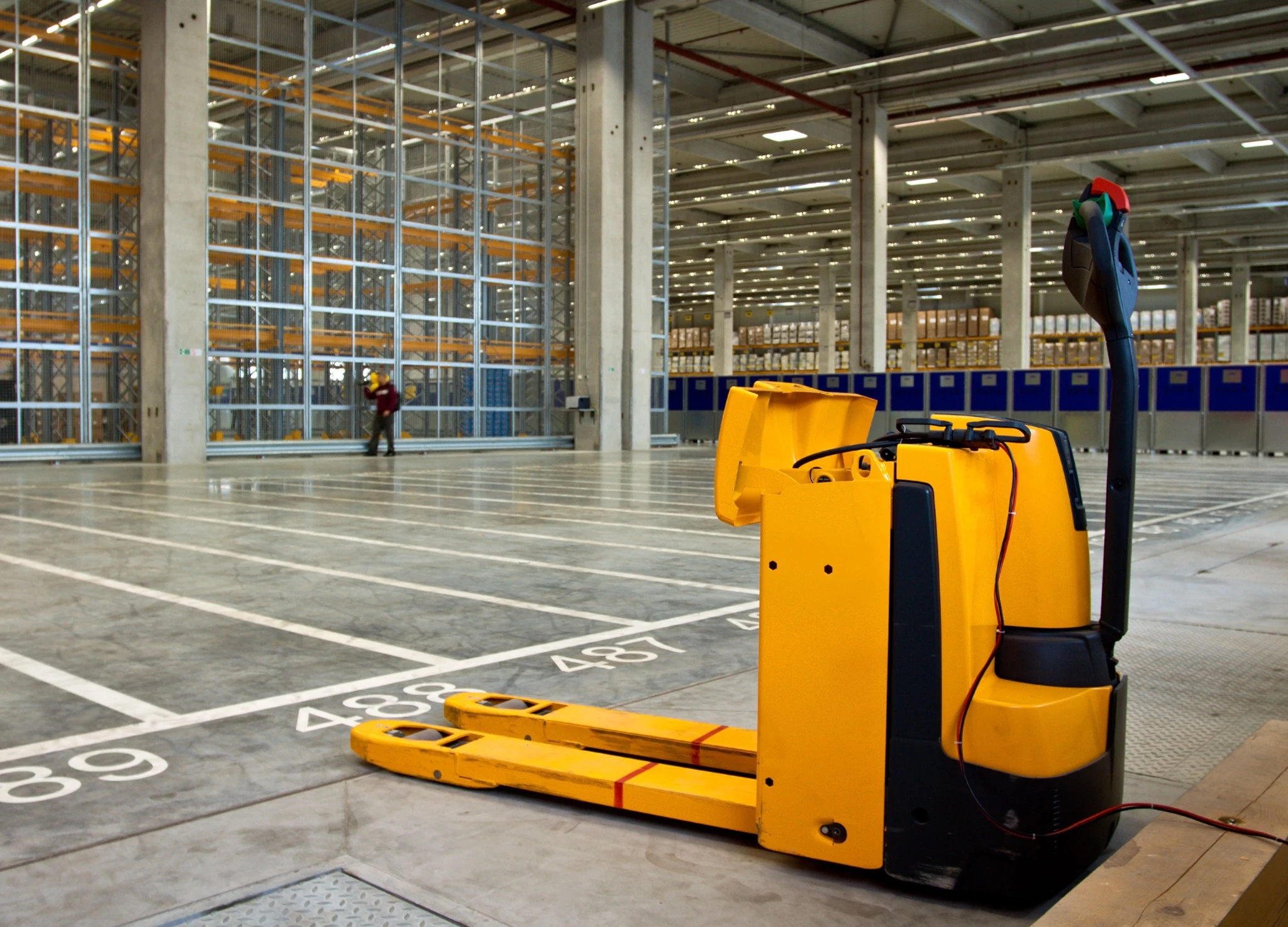 Class III lift trucks: small size, serious safety. #PalletTruck #LiftTruckTraining #WarehouseSafety
